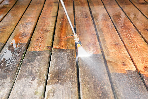 Best Pool Deck Cleaning  in Happy Valley, OR